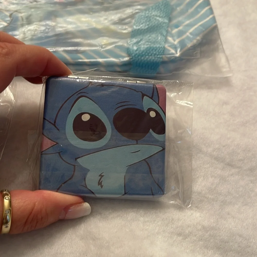 Stitch Blue Kids Accessory Set nwt travel cosmetic bag, mirror, bracelet